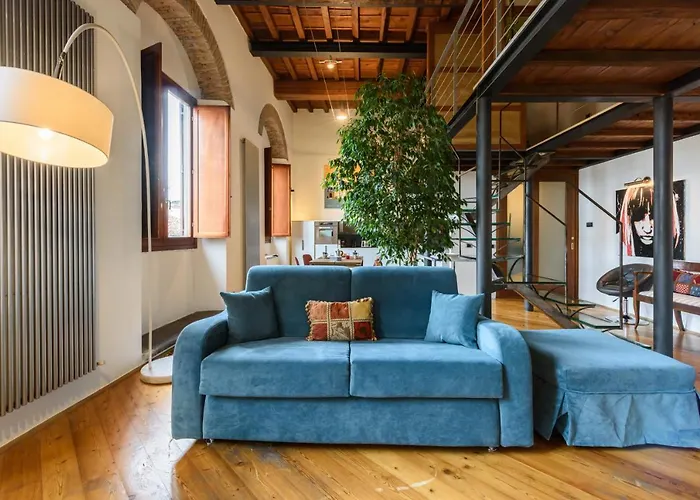 Fidu Loft شقة